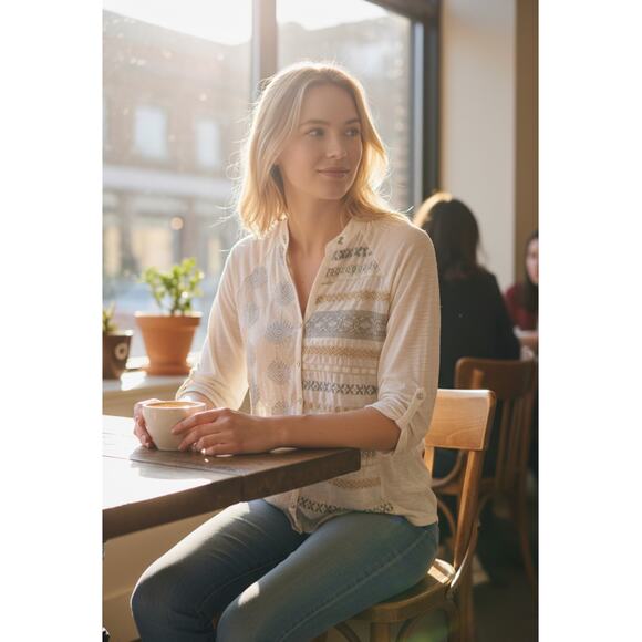 Anthropologie Tiny Button Up Embroidered Shirt White Size Medium Petite - Picture 1 of 11